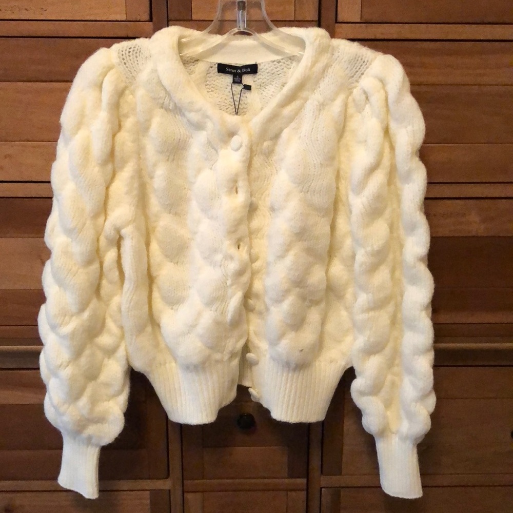 Chic Cream Cable Knit Cardigan